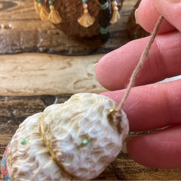 Enesco Karen Hahn Friends of a feather nesting figurine - Picture 8 of 12